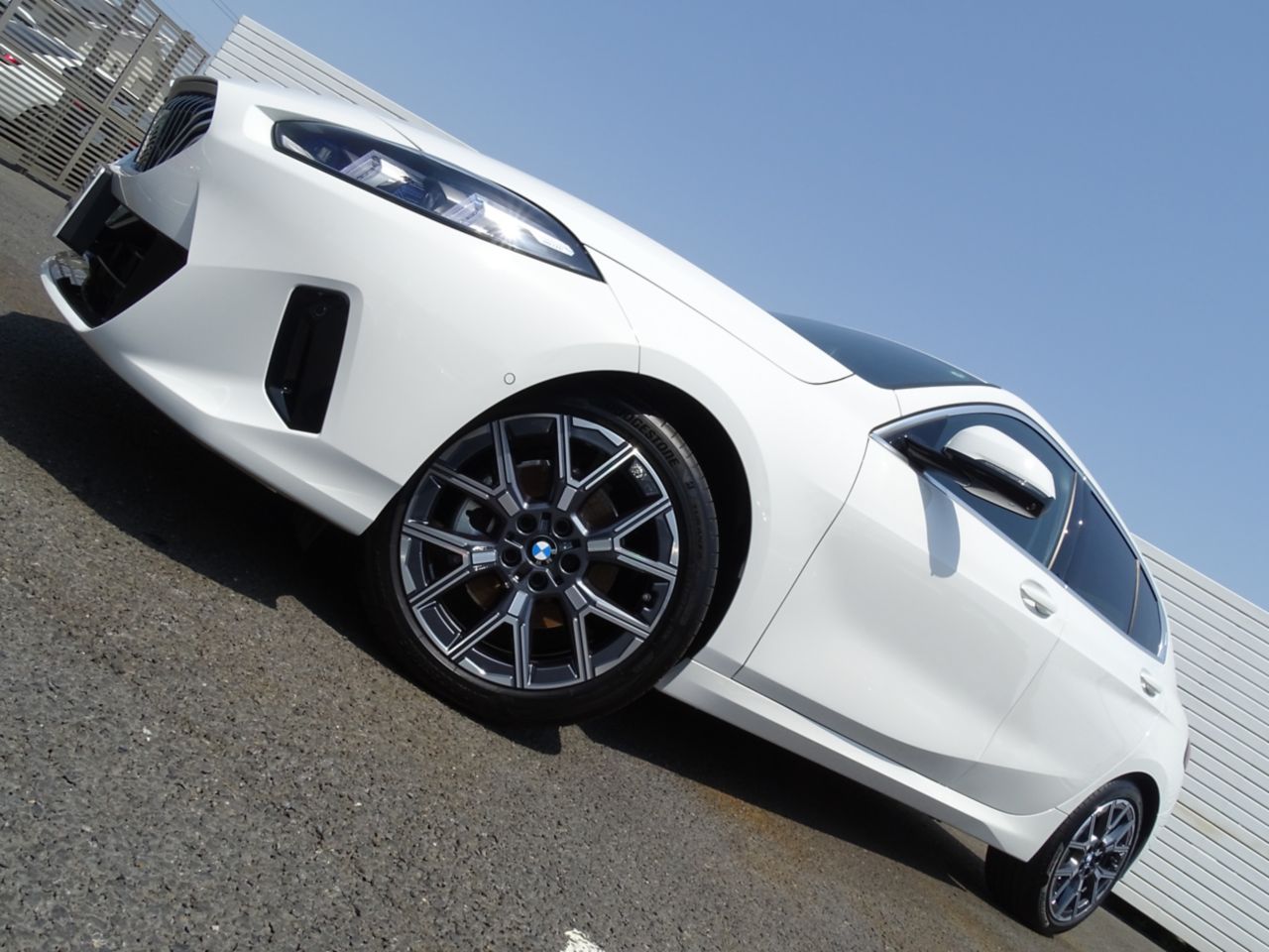 120 Sport Sports Hatch
