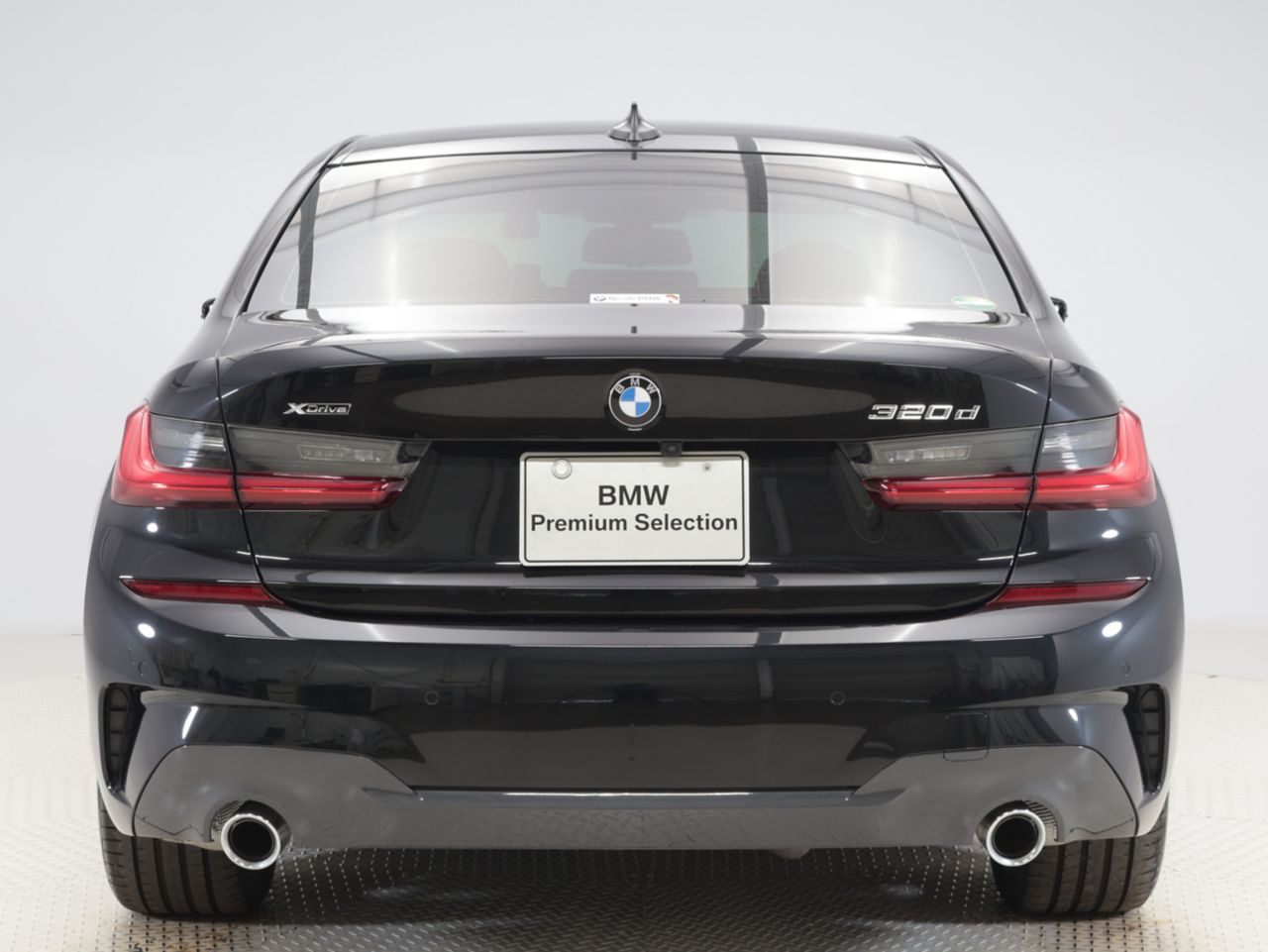 G20 320d xDrive RHD Saloon