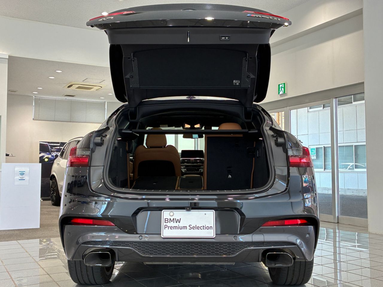 X4 M40i RHD
