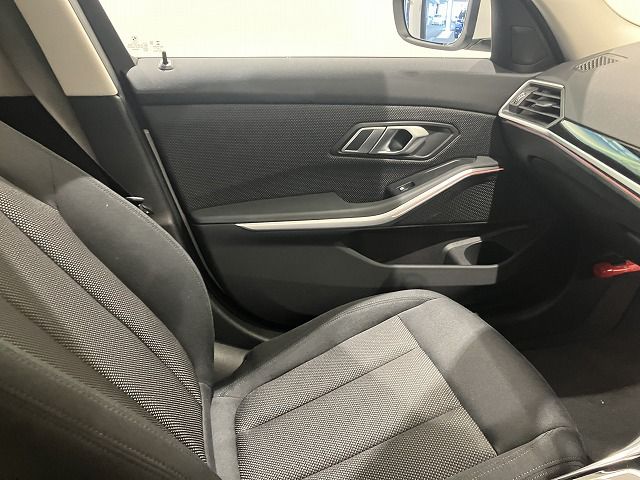 G21 320d xDrive Touring RHD