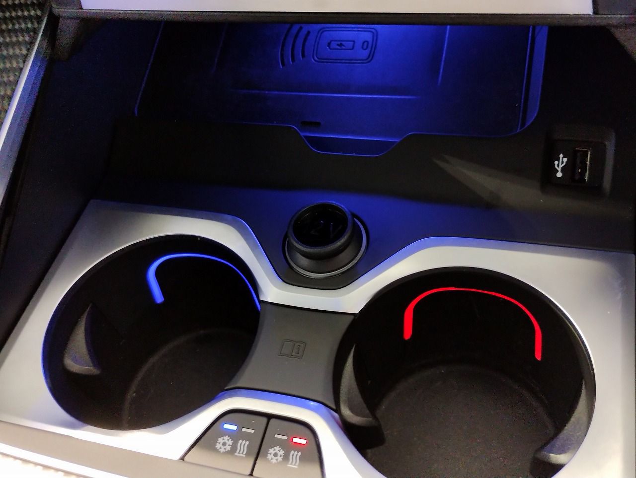 XM RHD