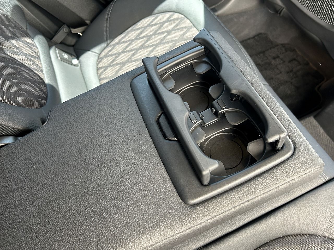 F48 X1 xDrive18d B47 2.0d LCI