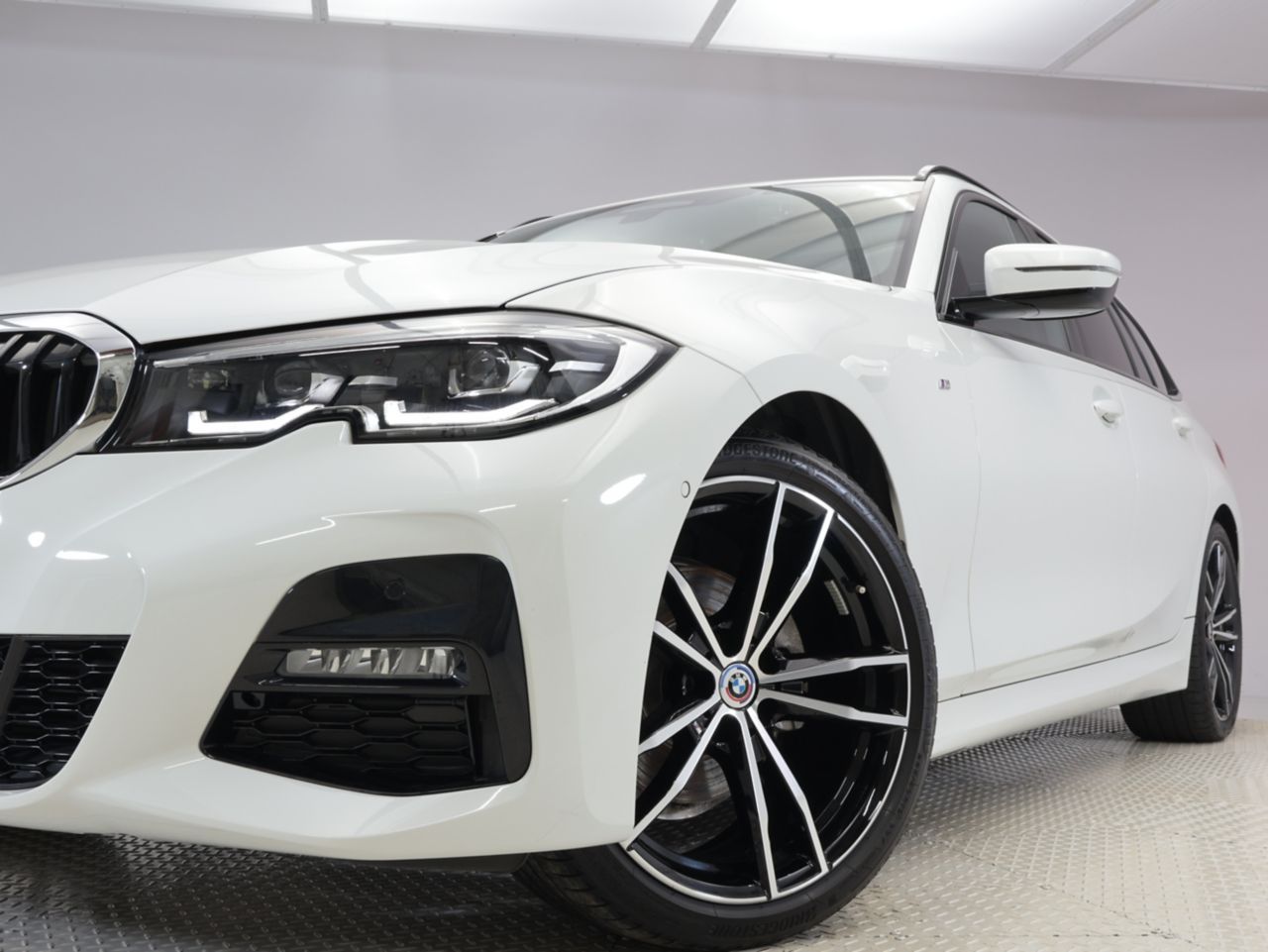 G21 320d xDrive Touring RHD
