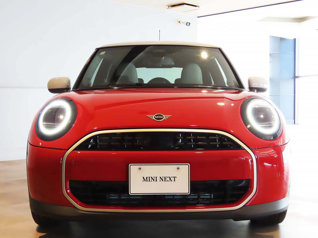 F66 MINI Cooper C 3Dr