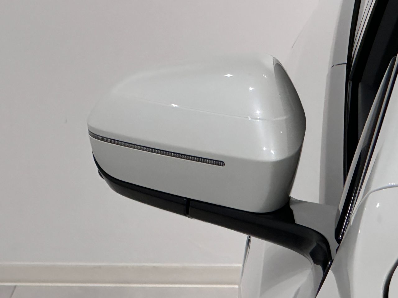 i7 xDrive60 Sedan RHD