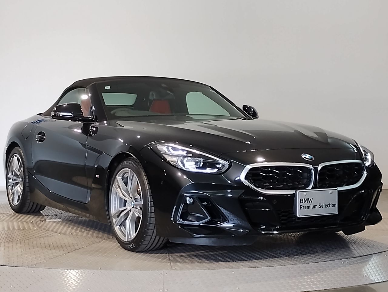 G29 z4 sDrive20i RHD