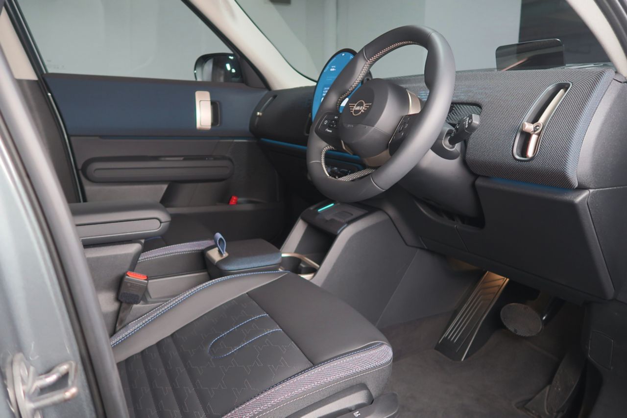 U25 MINI Countryman C