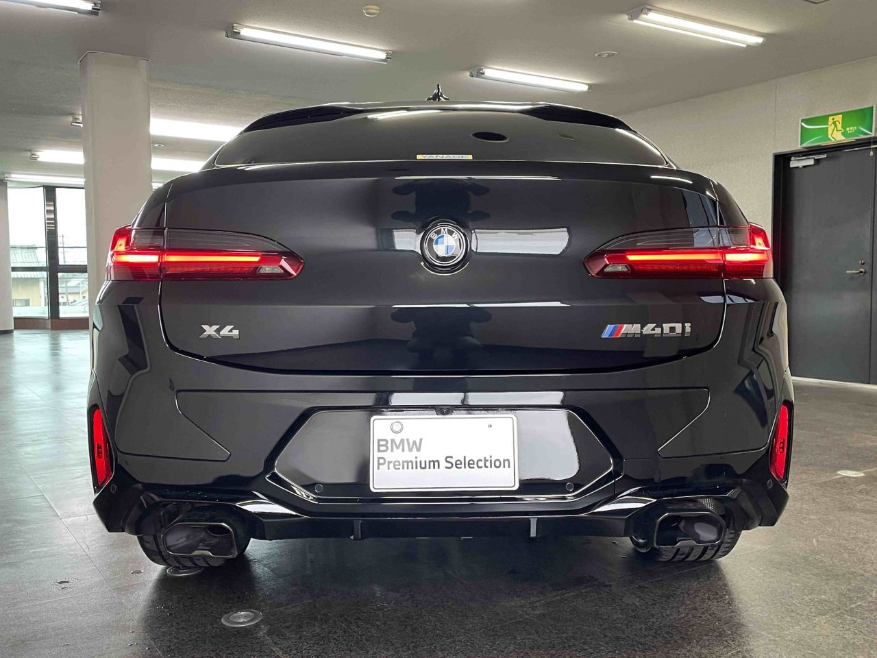 G02 X4 M40i RHD LCI