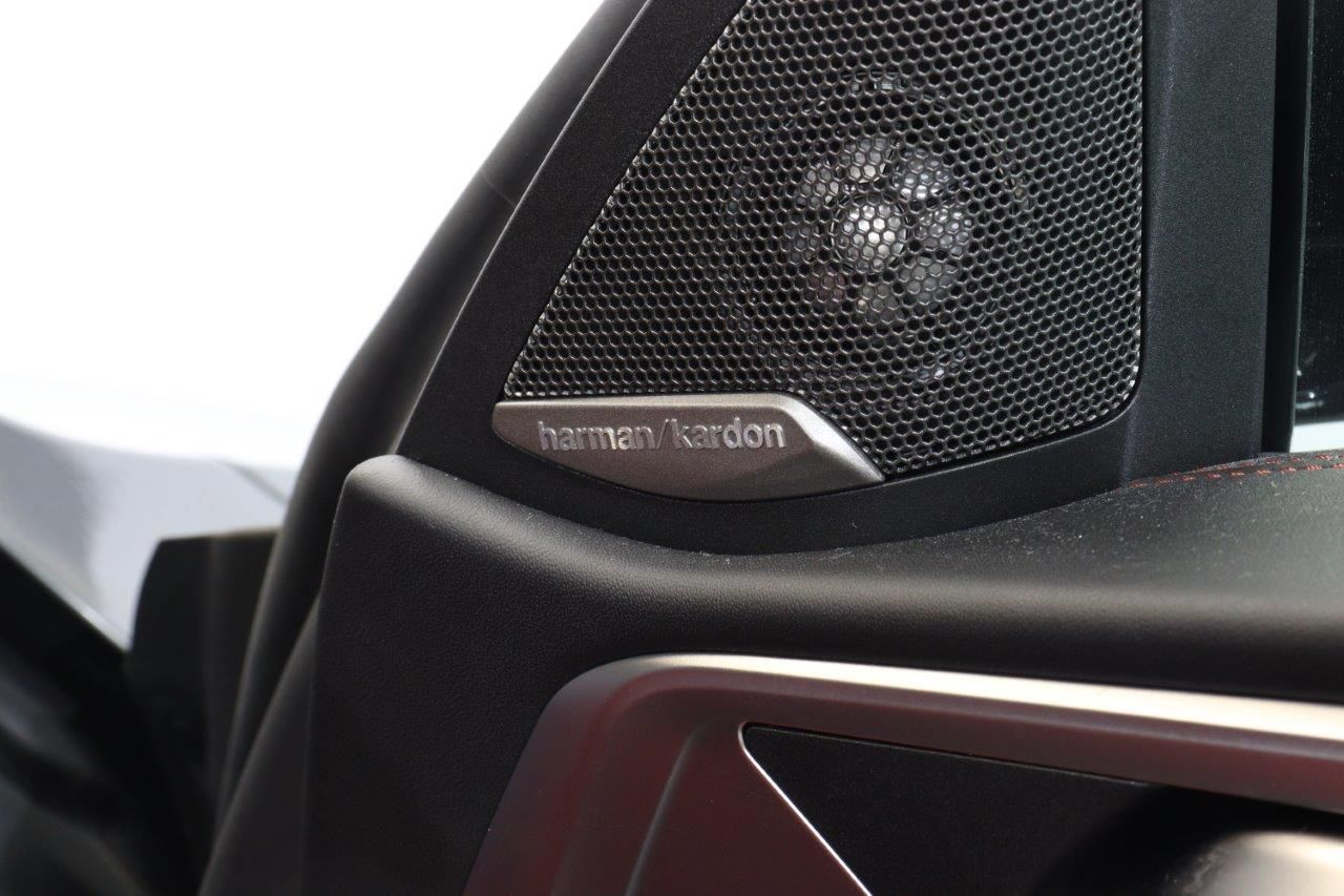 G83 M4 Competition M xDrive Competition RHD