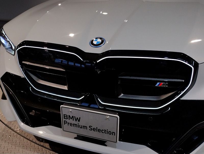 BMW i5 M60 xDrive Sedan RHD