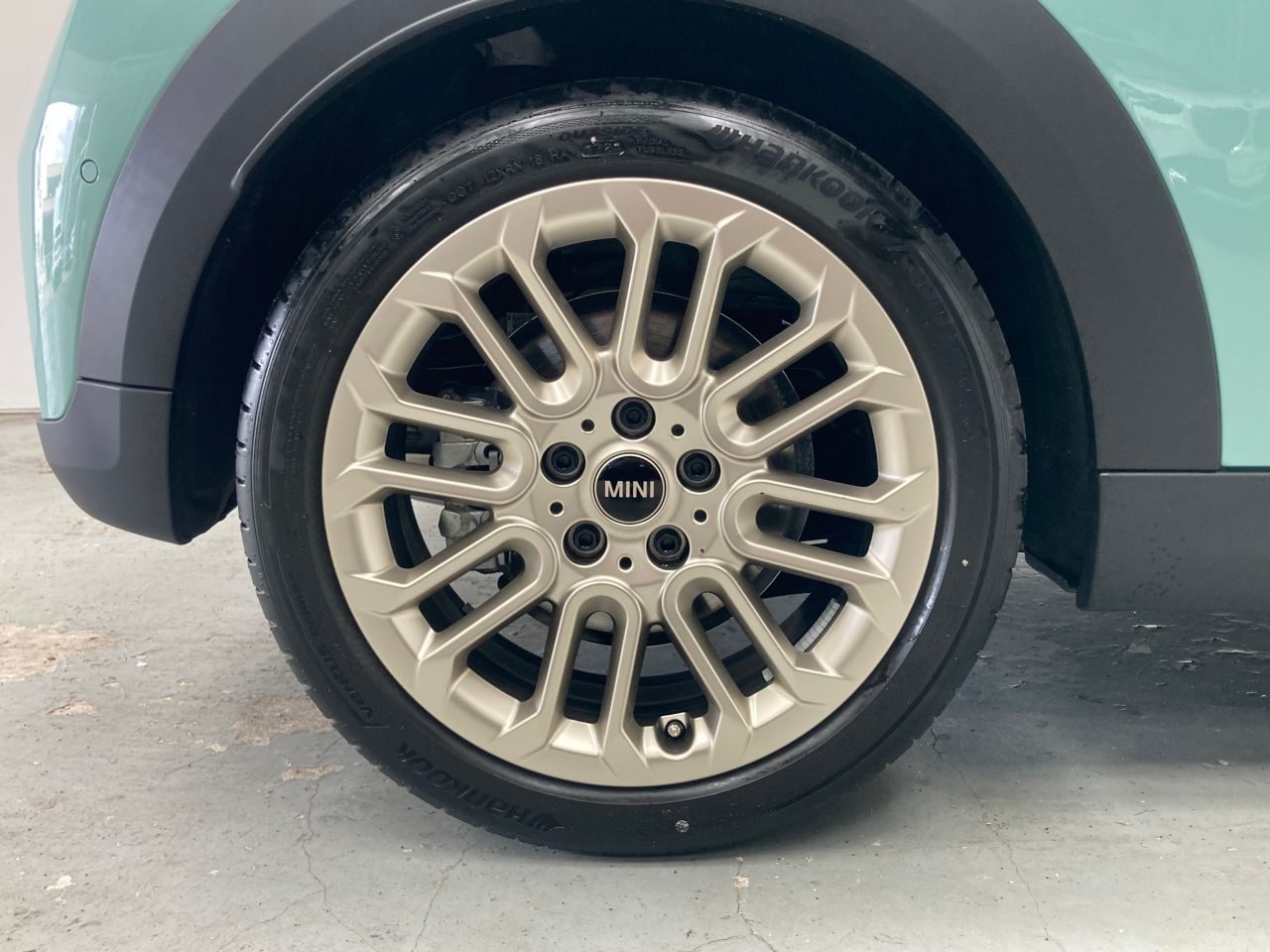 F66 MINI Cooper C 3Dr