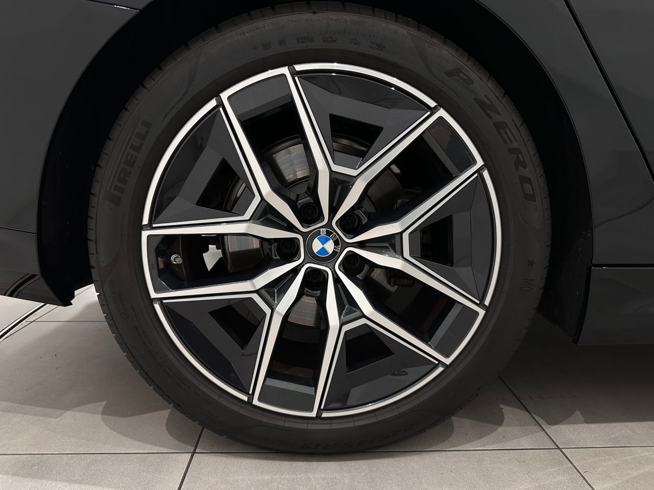 520i Sedan RHD
