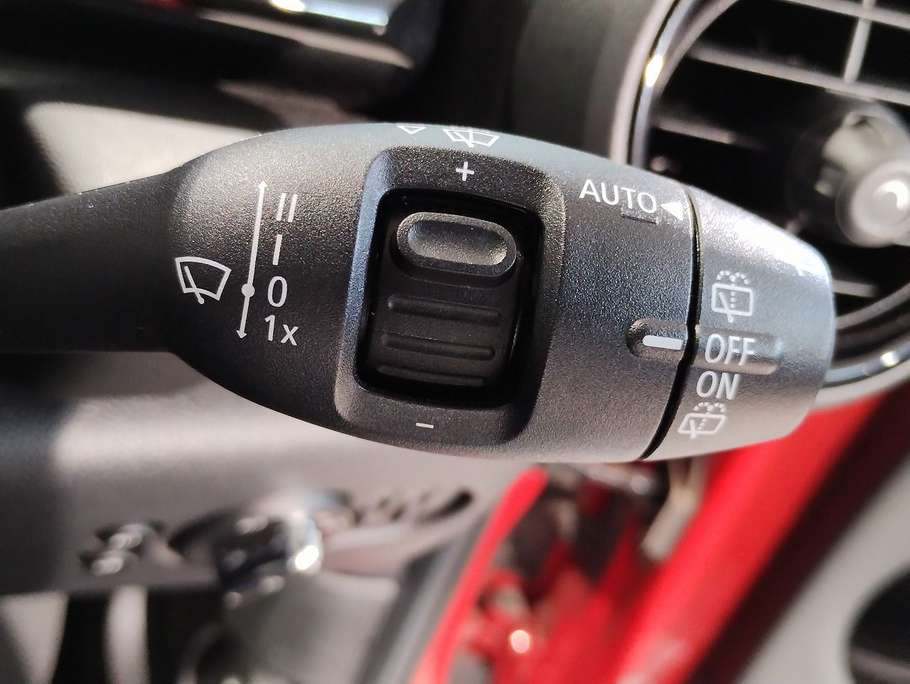 F55 MINI Cooper 5-Door Hatch LCI