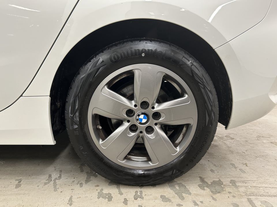 BMW 118