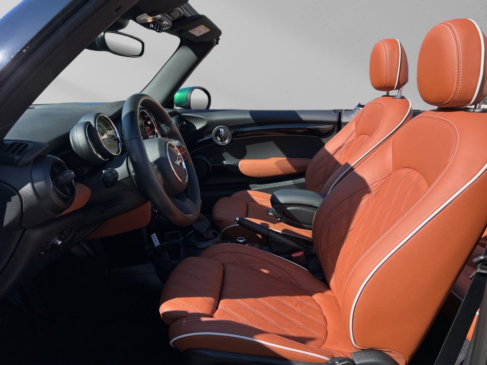 MINI Cooper Cabrio