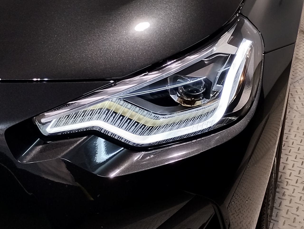 G42 220i Coupe