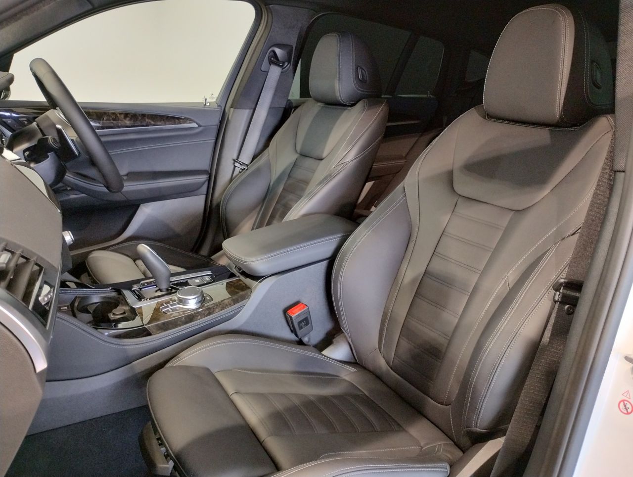 X4 M40i RHD