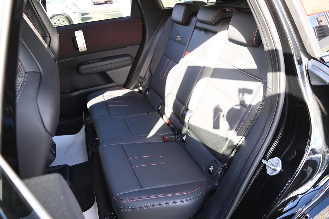 U25 MINI John Cooper Works Countryman ALL4