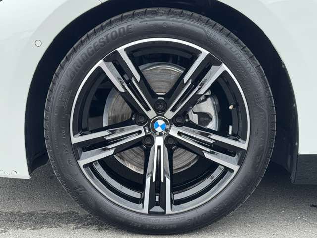 G42 220i Coupe