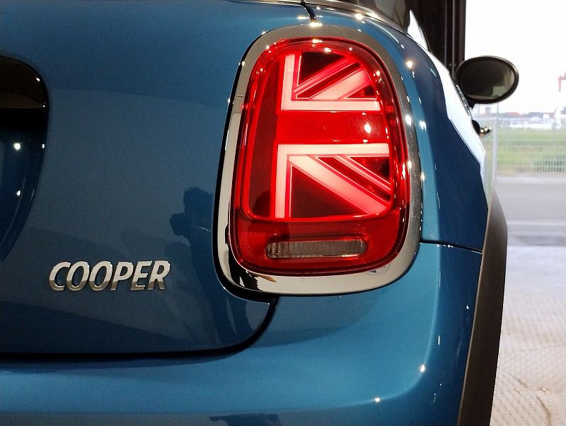 MINI Cooper F56 RHD