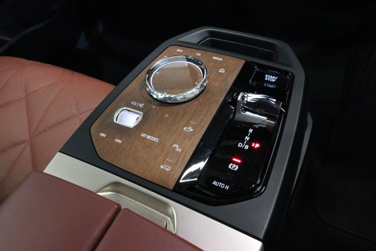 i20 iX xDrive50