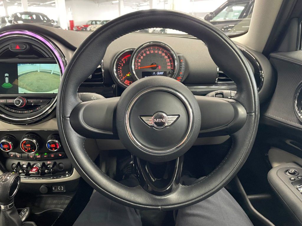 MINI COOPER S CLUBMAN