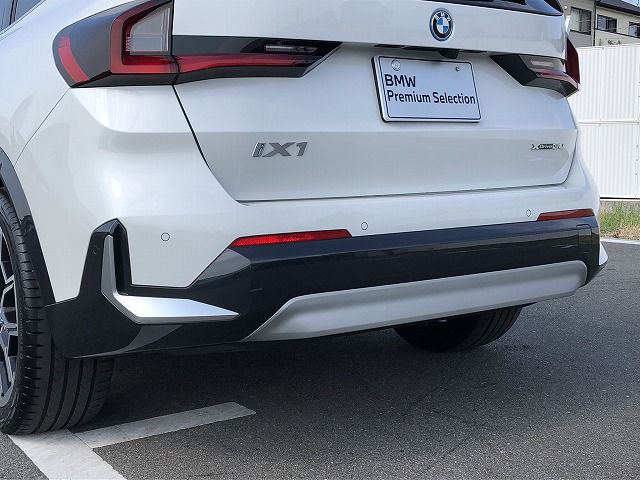 U11 iX1 xDrive30