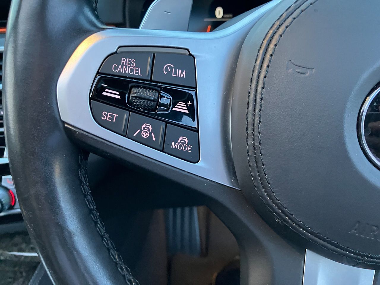 520d xDrive Touring RHD