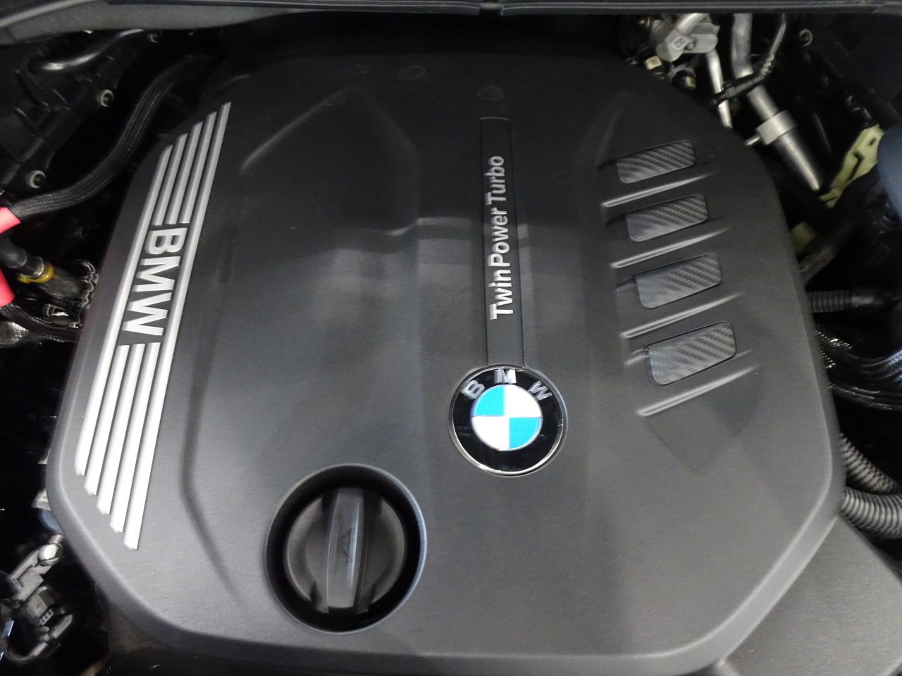 X4 xDrive20d RHD