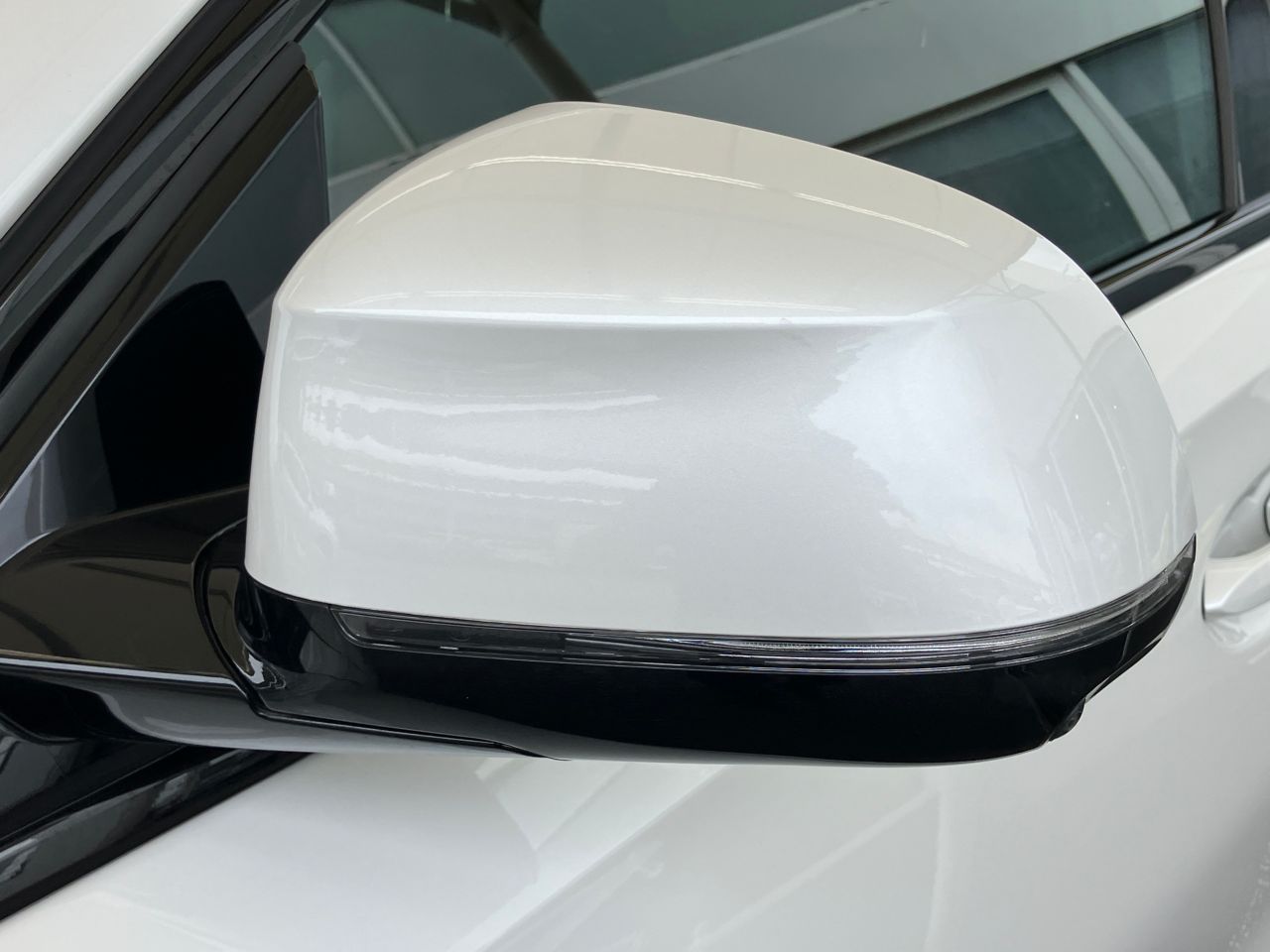 X6 xDrive30d M Sport RHD