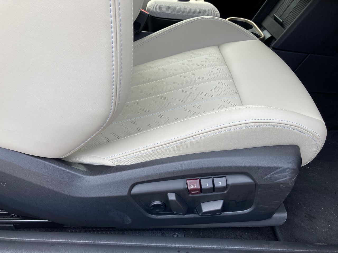 F66 MINI Cooper C 3Dr