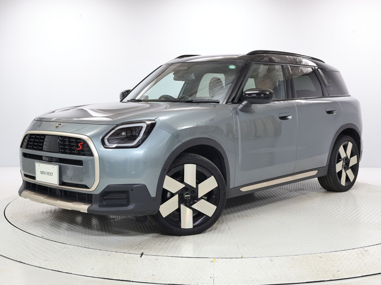 THE NEW MINI COUNTRYMAN S ALL4