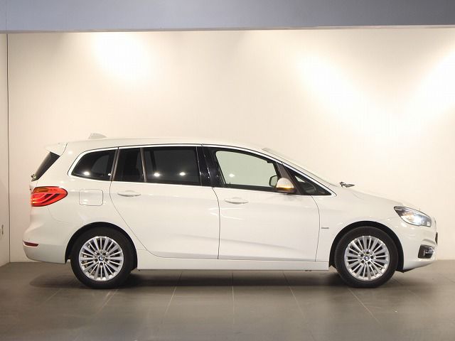 218D GRAN TOURER RHD