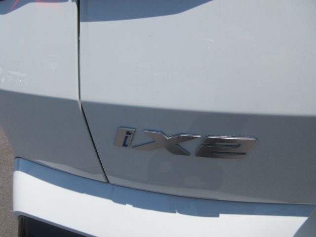 iX2 xDrive30 MSP