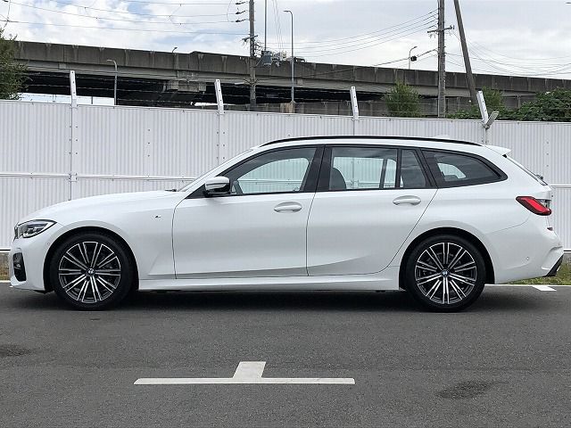 G21 320d xDrive Touring RHD