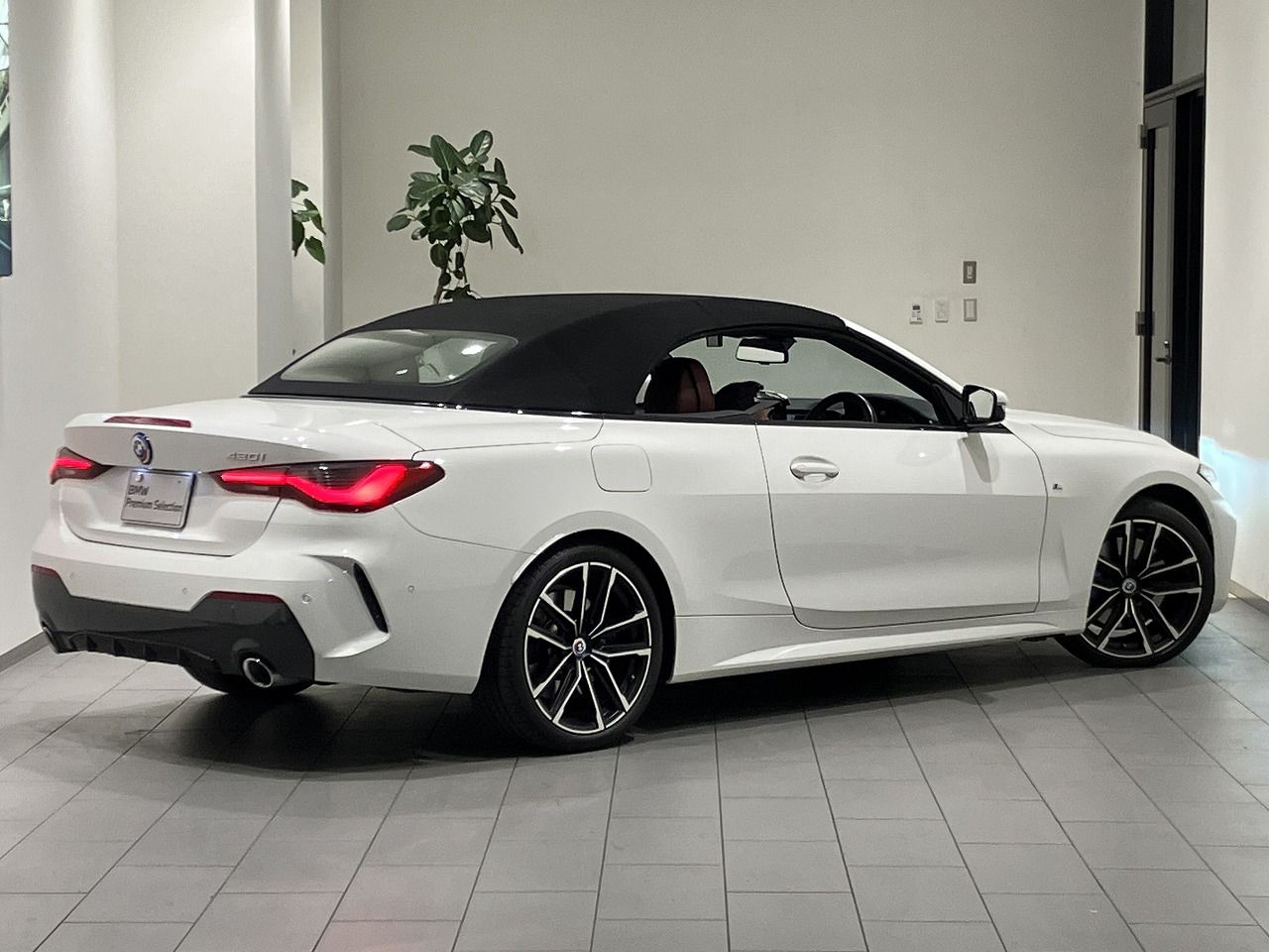 G23 420i Convertible RHD