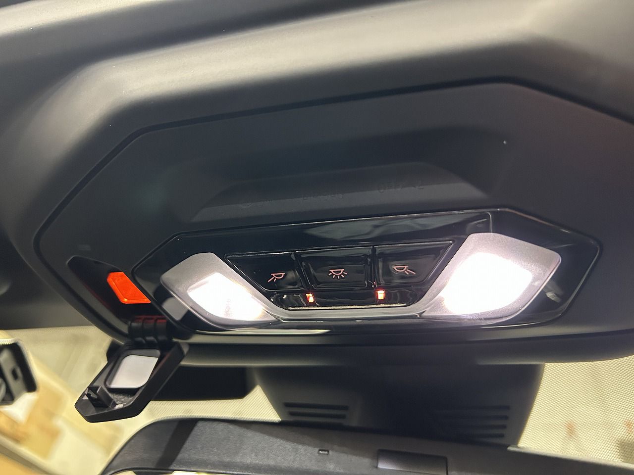 G29 z4 sDrive20i RHD