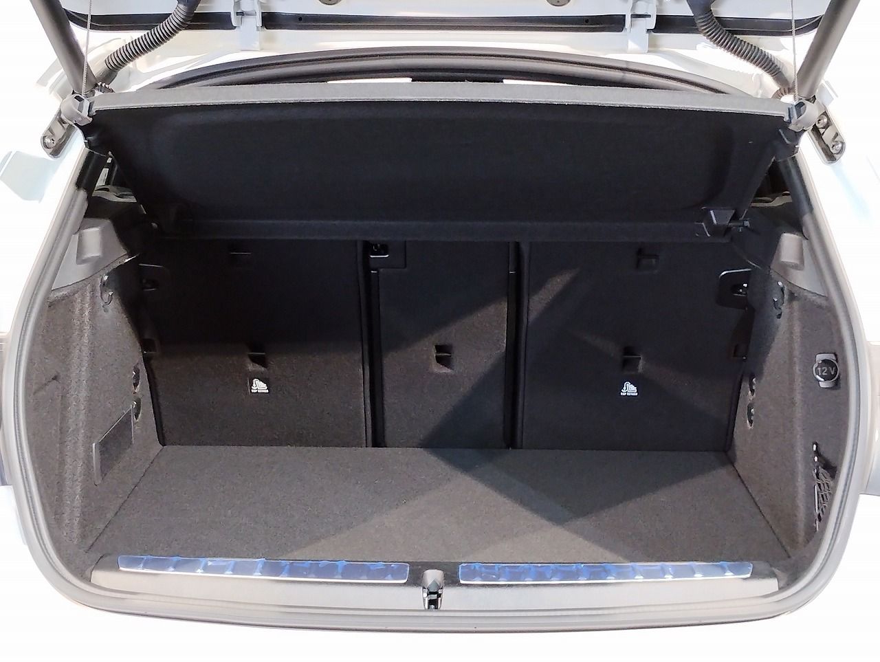 F40 118d Sports Hatch 5-door B47 2.0d
