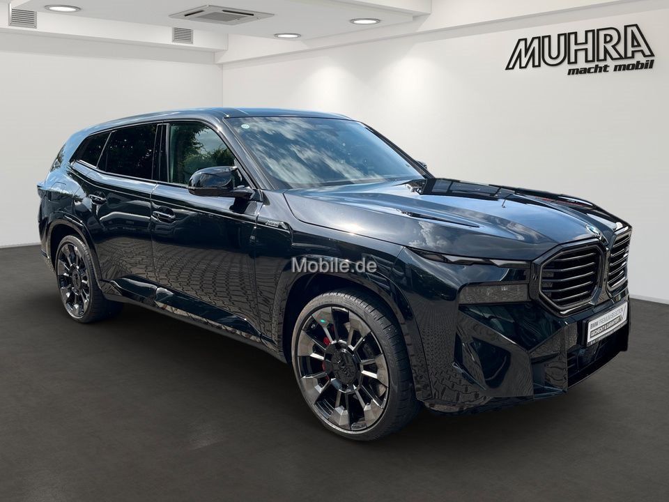 BMW XM