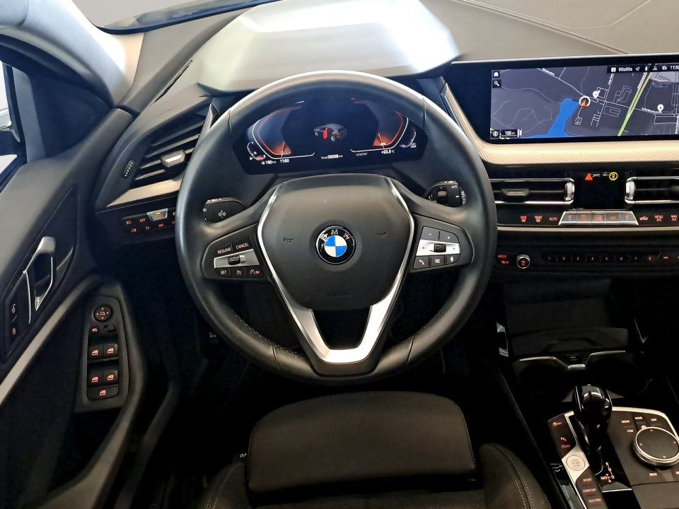 BMW 118