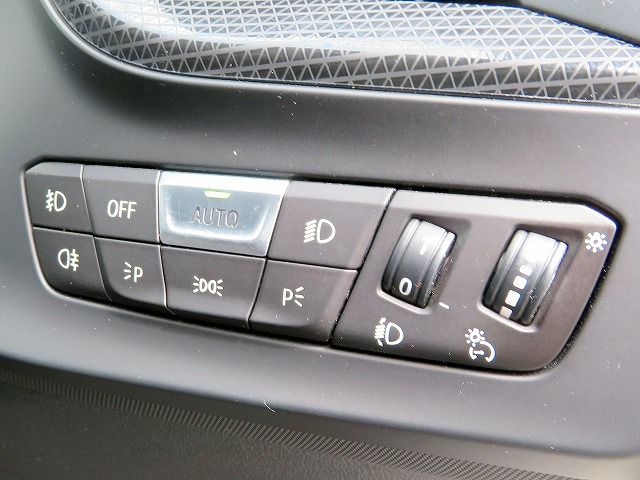 F40 118d Sports Hatch 5-door B47 2.0d