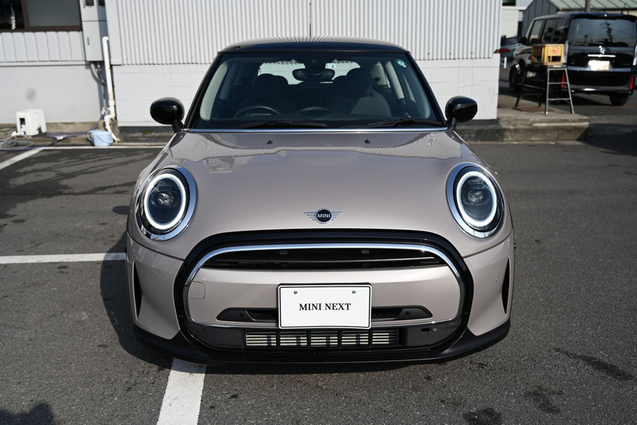 MINI Cooper F56 RHD