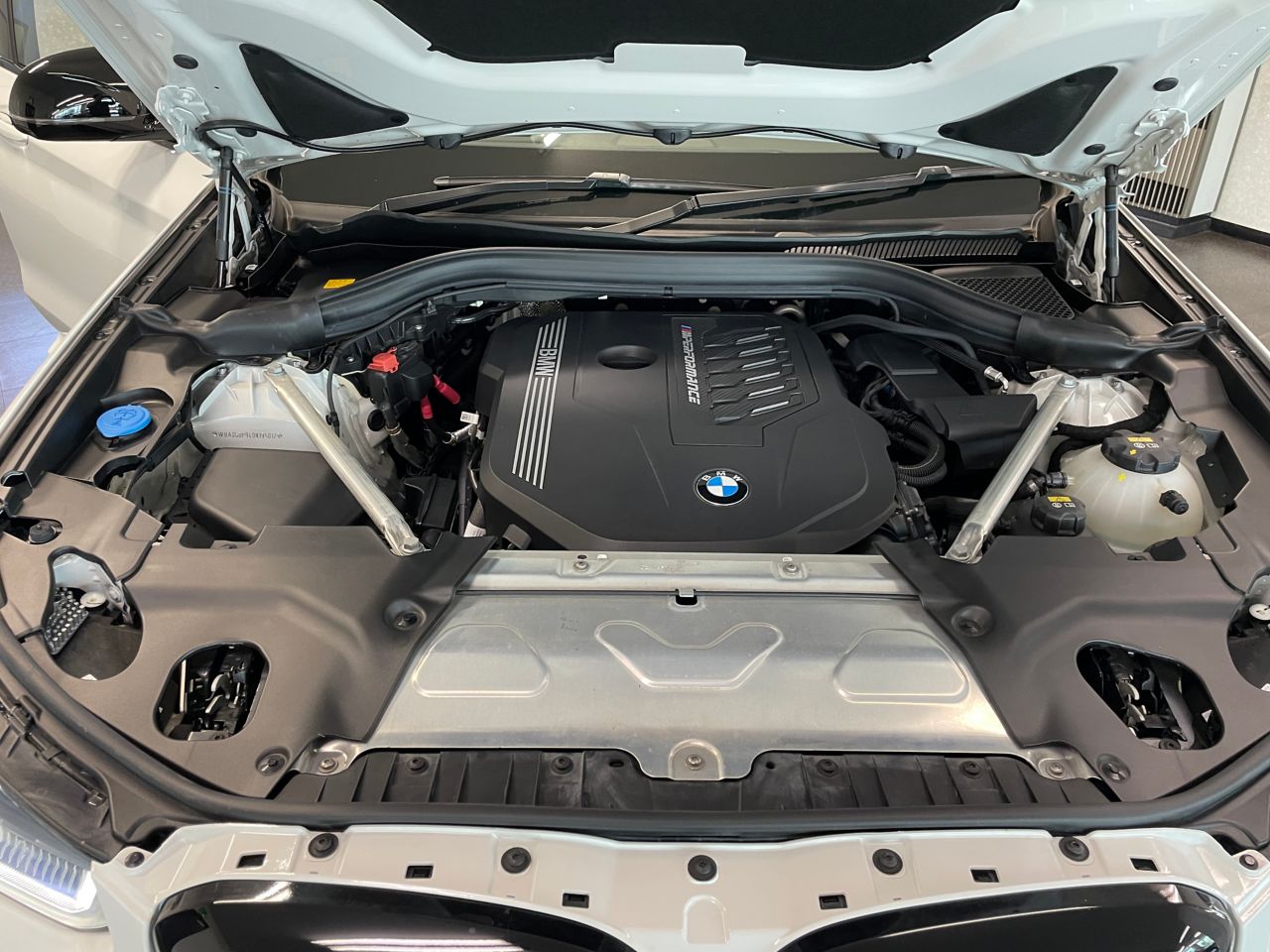 G01 X3 M40i RHD LCI ZA