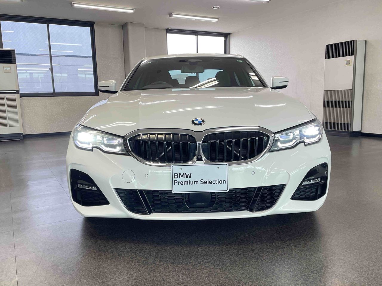 G20 320i Saloon RHD MX