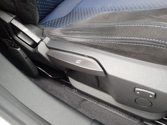 F40 118d Sports Hatch 5-door B47 2.0d