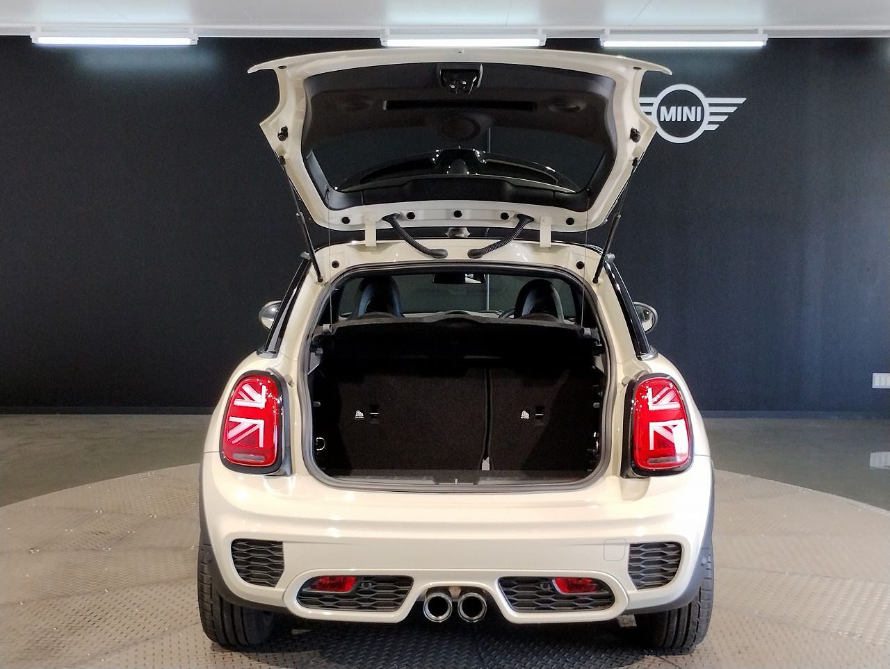 F56 MINI JOHN COOPER WORKS