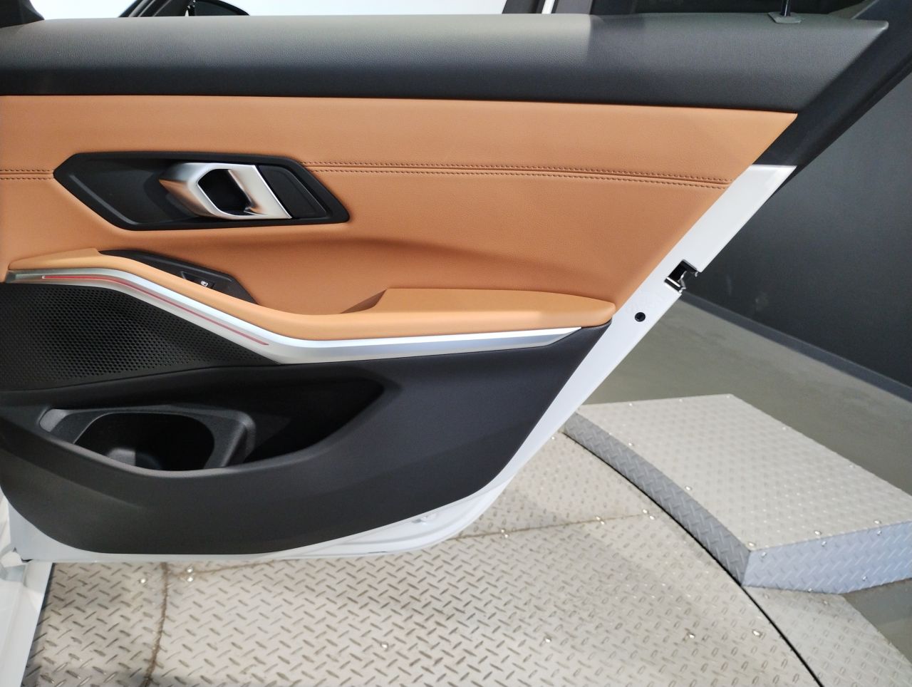 G20 320i Saloon LCI RHD MX