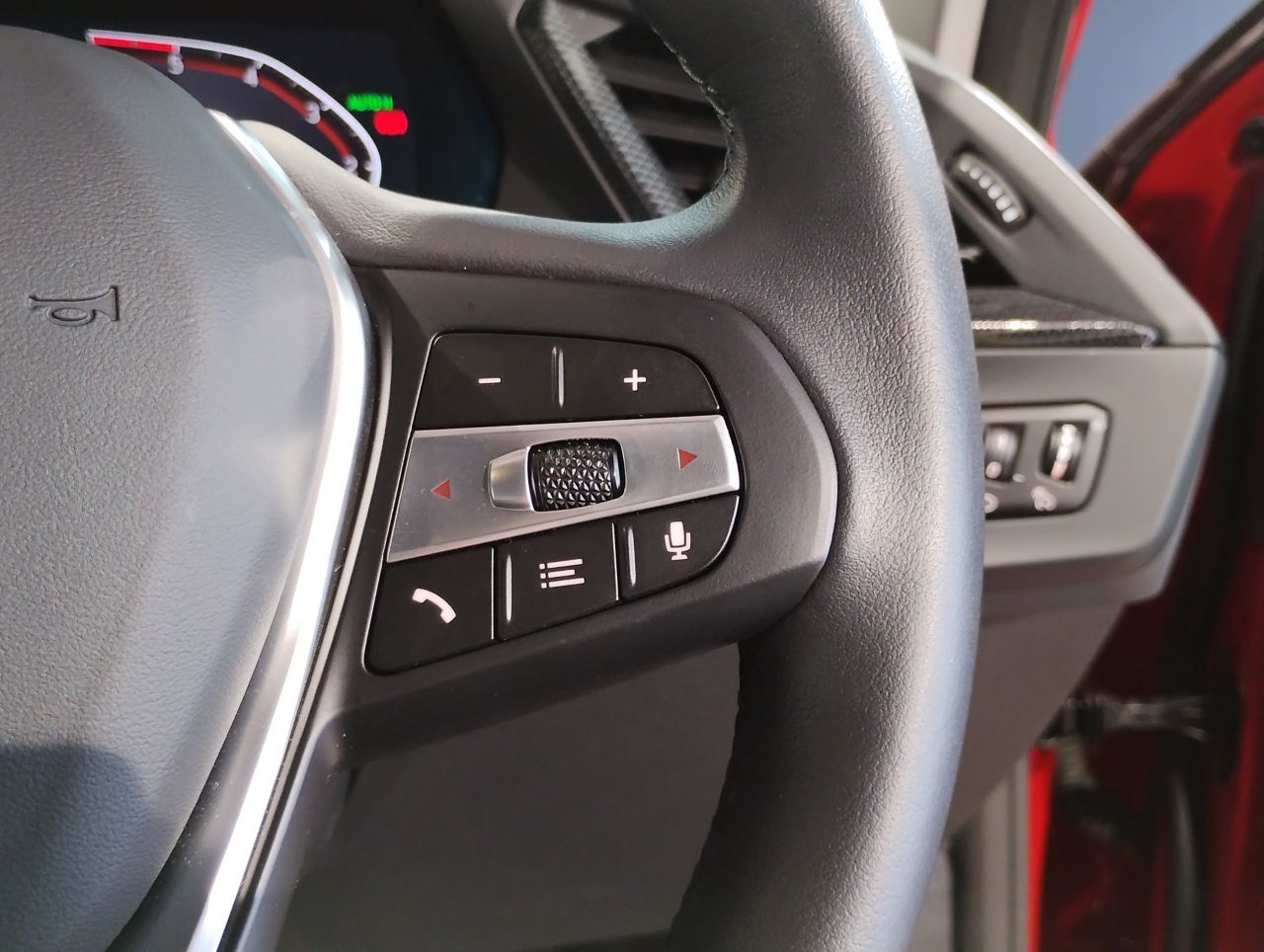 F40 118d Sports Hatch 5-door B47 2.0d