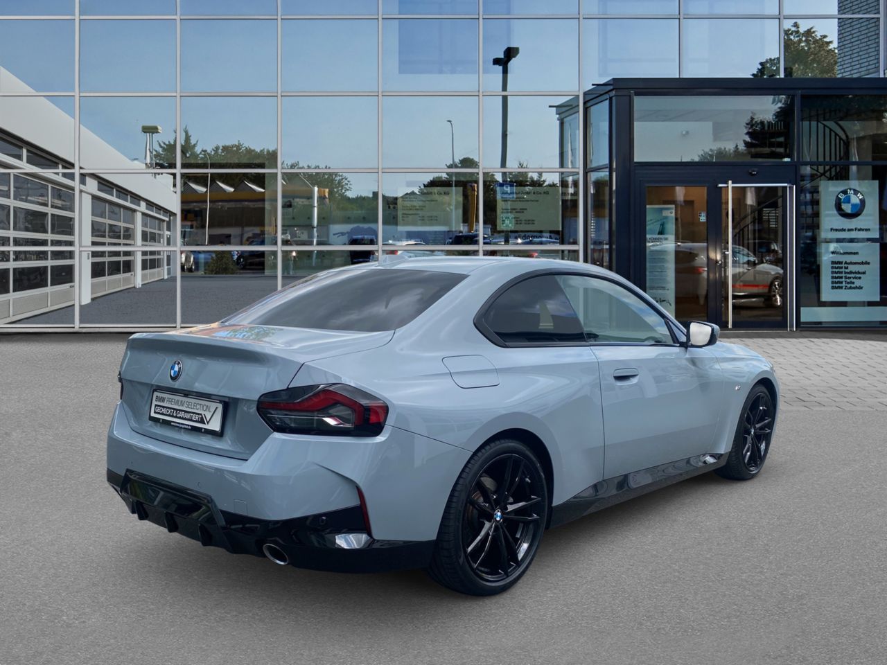 BMW 218