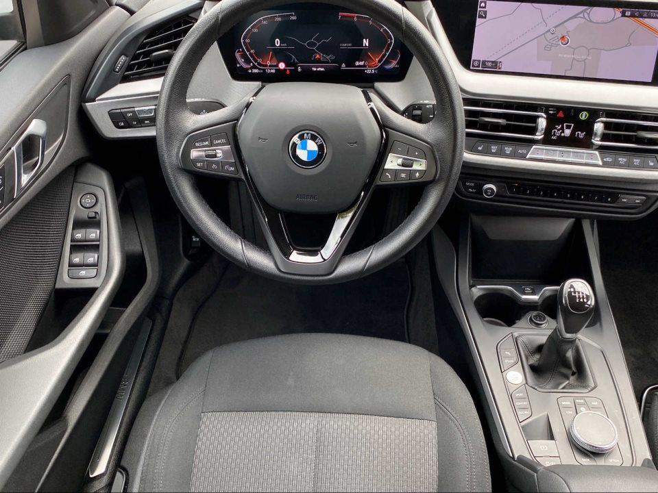 BMW 118